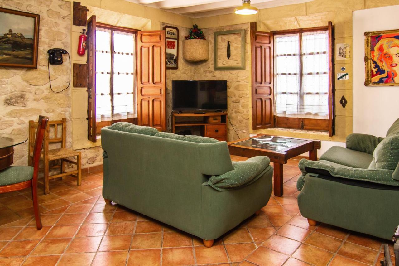 Вилла Casa Rural "Dona Martina" Эльче-де-ла-Сьерра Экстерьер фото